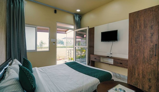 ODHNI DAM RESORT