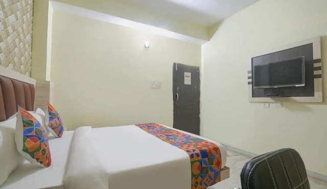 Hotel Magadh Crystal