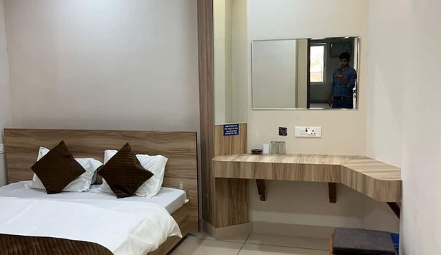 HOTEL PRAKASH BLOCK-1
