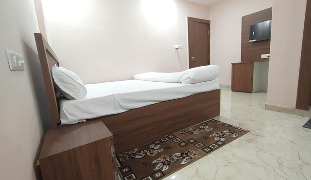 HOTEL ARDENT