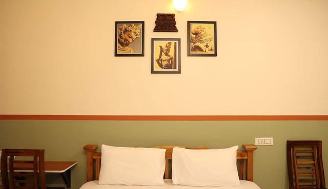 Dwaraka Guest House