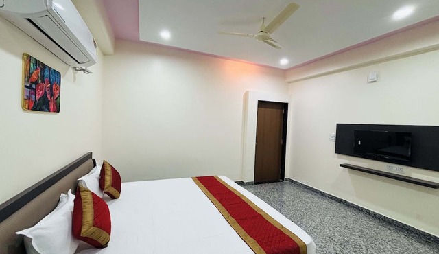 Paras Resort