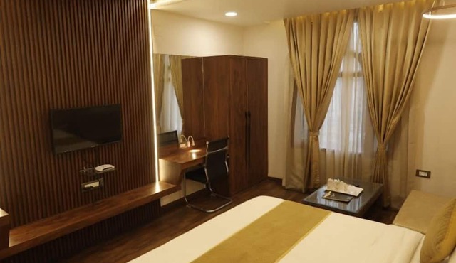 Hotel Amar Palace