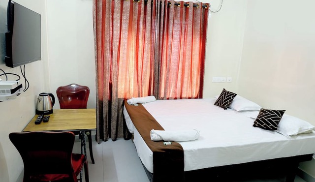 MATHA TOURIST HOME