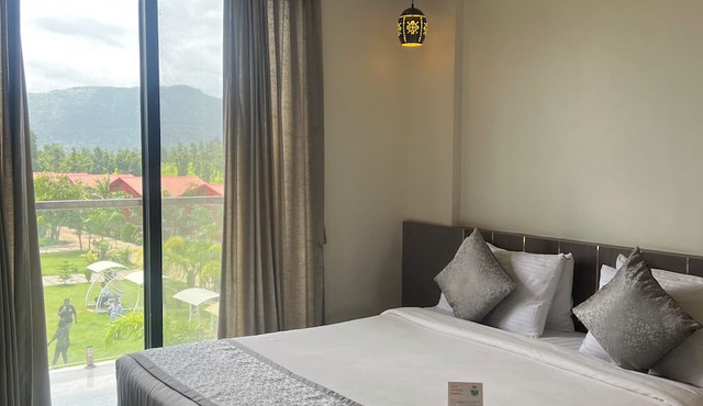 Daksh The Valley Resort - Saputara