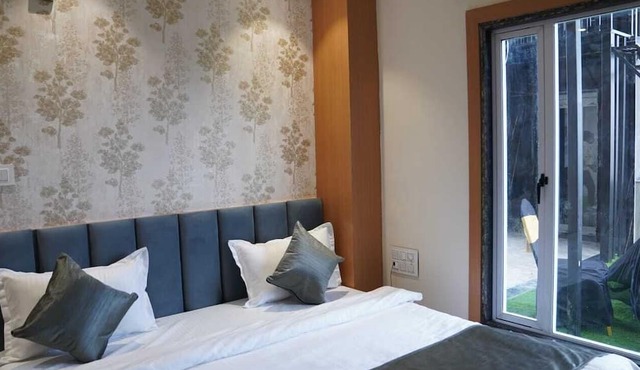 Hotel Ashoka legacy