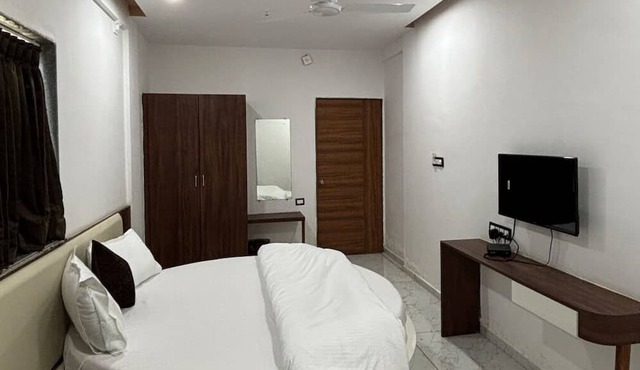 Hotel kailash inn