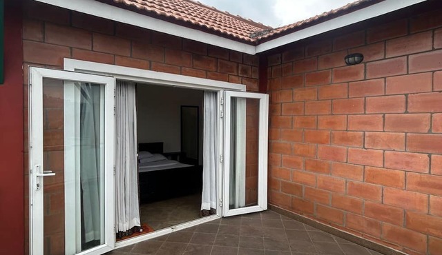 S ELLA Residency