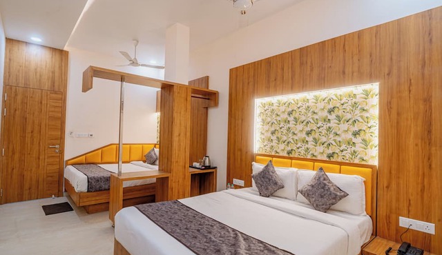 Hotel Vatika Inn