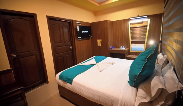 Benzy Palace Resort