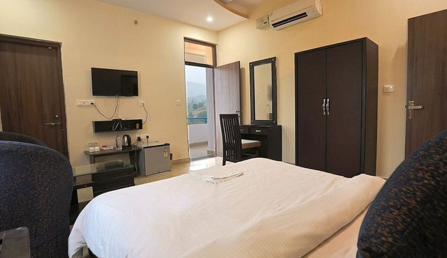 Meera Valley Resort