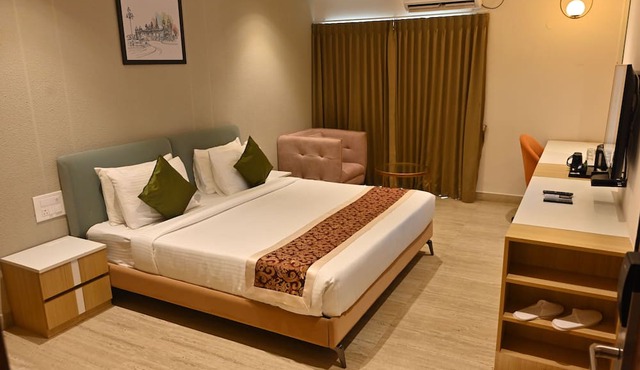 Hillside Hotel