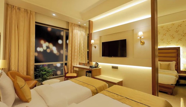 Shera Hotels & Banquets - Navi Mumbai