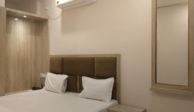 Shree Inn