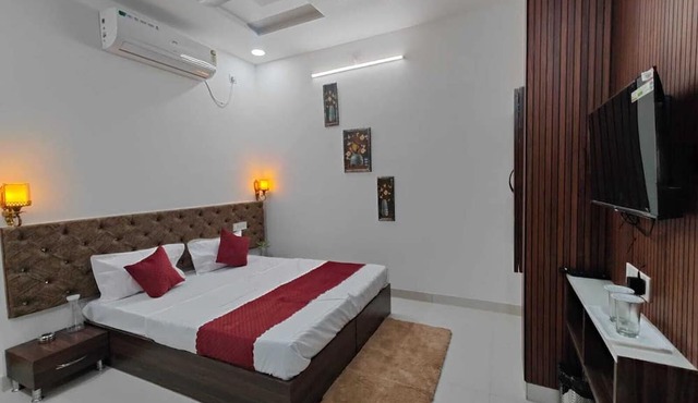 Hotel Rishi Excellency