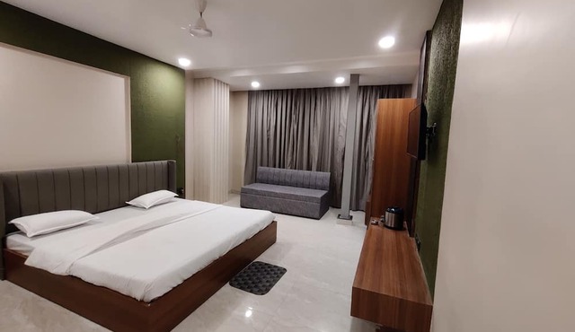 hotel utkarsh