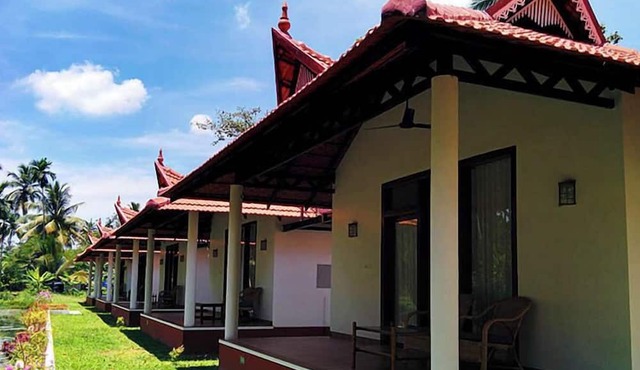 Palmgrove Lake Resort