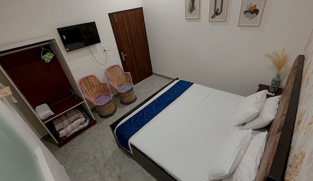 Saroj Villa