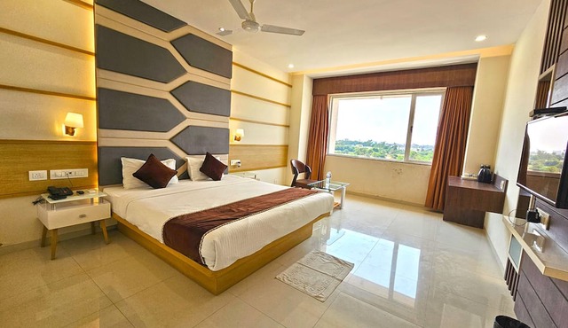 Hotel Grand Darshan Vadodara