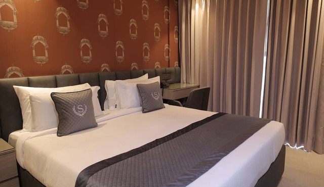 Stepstones Hotels and Inn