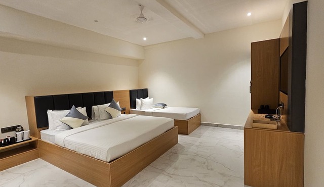Emerald Urban Comforts