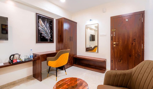 Treebo A1 Residency, Hingna T Point