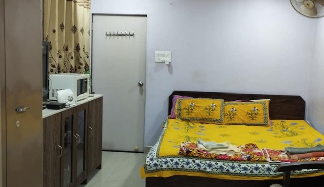 Fully furnished Studio Apartment on second floor of Chembur Mumbai Bungalow