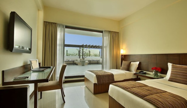 Hotel Express Residency