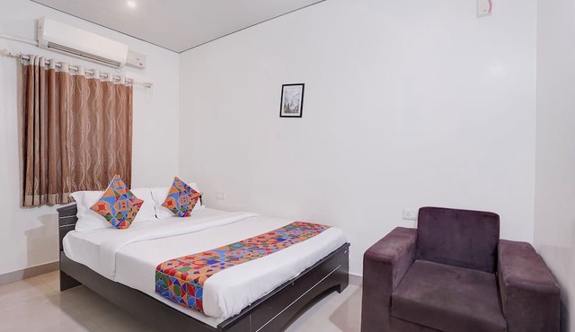 FabHotel Gomes Pousada - 800M From Basilica of Bom Jesus