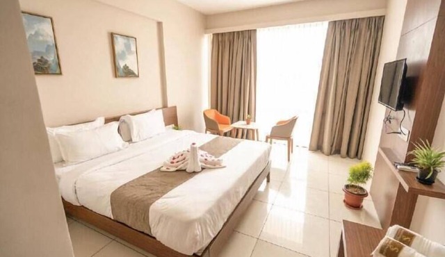 Samasth Palatial Hotel