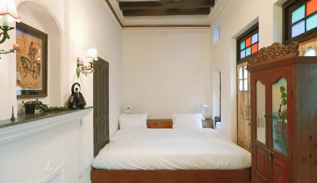 Neem Haveli