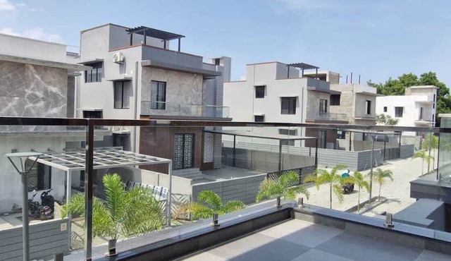 Villa Riviera