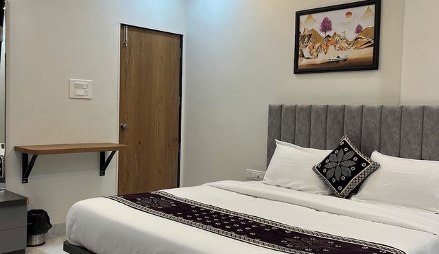 Hotel Legacy Inn