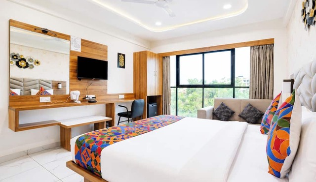 Hotel The Asiana M Ahmedabad