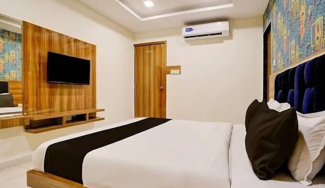 Hotel Lakeview Vadodara