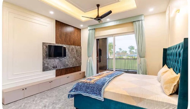 Skynest Farm Stay