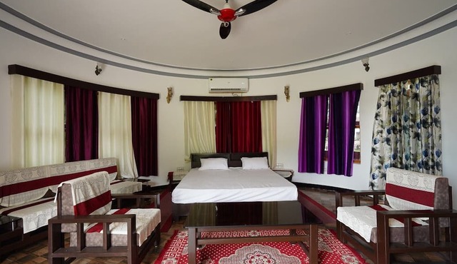 Hotel Goram Garh Resort