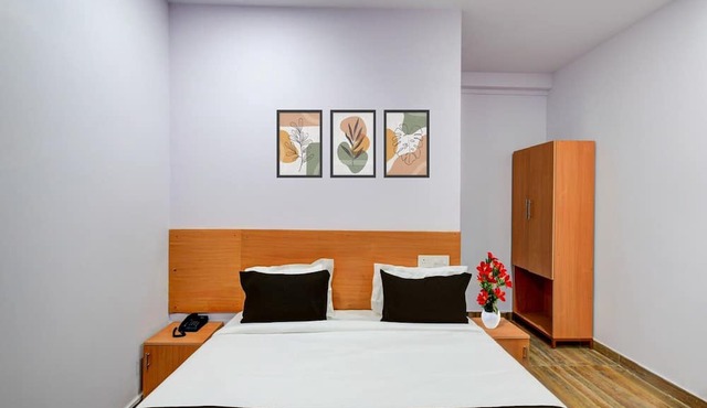 Classic Super Townhouse Nagaram Lake