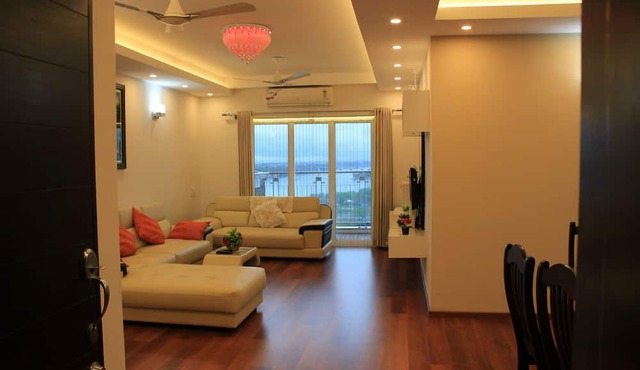 Cochin Luxury Apartment Backwater facing 4 BRK Marine Drive