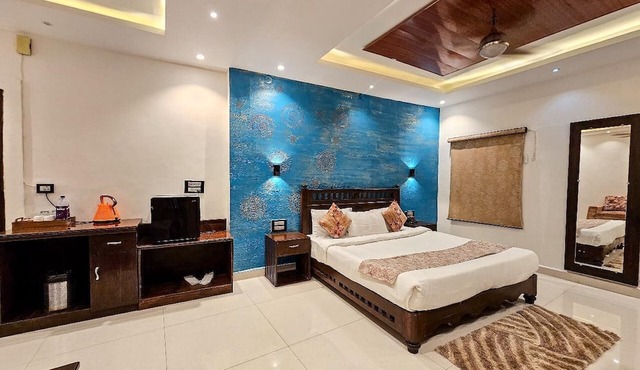 Serenity the villa by Beta Bawarchi