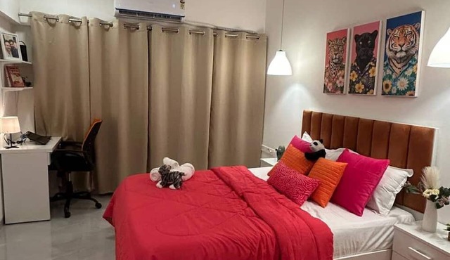 Casa kaleido 2BHK near BKC/NMACC/Gym access