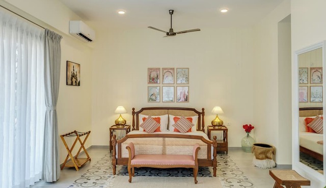 SUMMERVILLE - 3BHK LUXURY POOL VILLA WITH ELEVATOR AND GARDEN - NORTH GOA