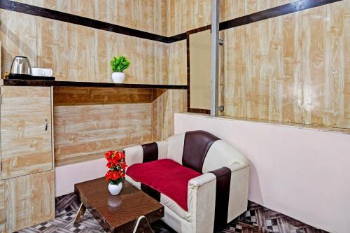 Hotel O Dash Living