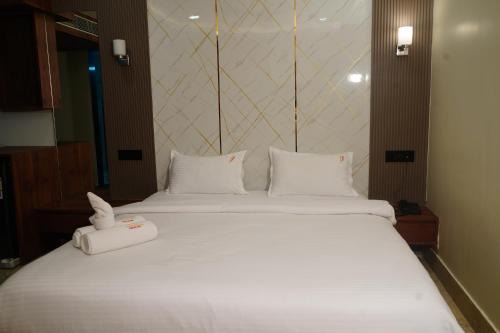 Hotel Uasa Kesari Premium