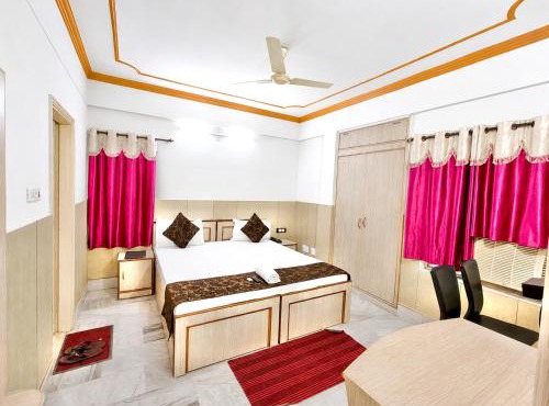 Hotel Aditya Palace