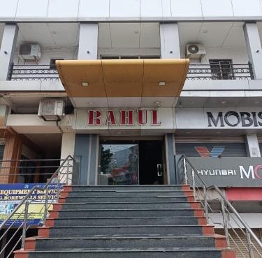 Hotel Rahul Palace