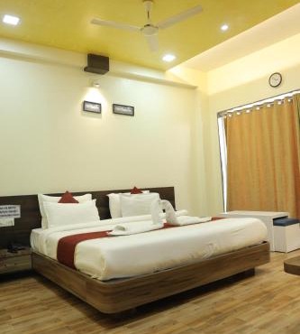 Hotel Vraj Inn