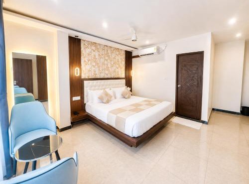 Hotel Arya Palace