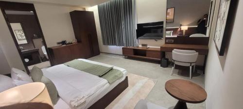 Kiwa Banquet & Hotel
