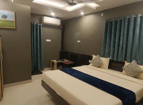 FabHotels Divo